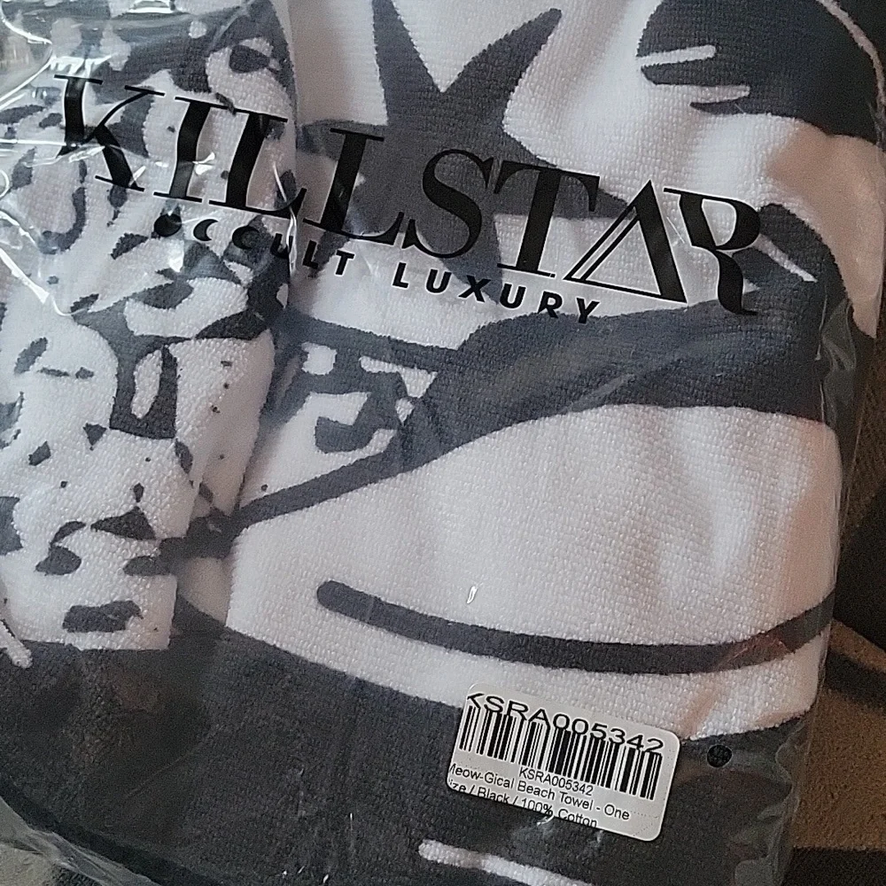 KILLSTAR MEOW-GICAL BEACH TOWEL